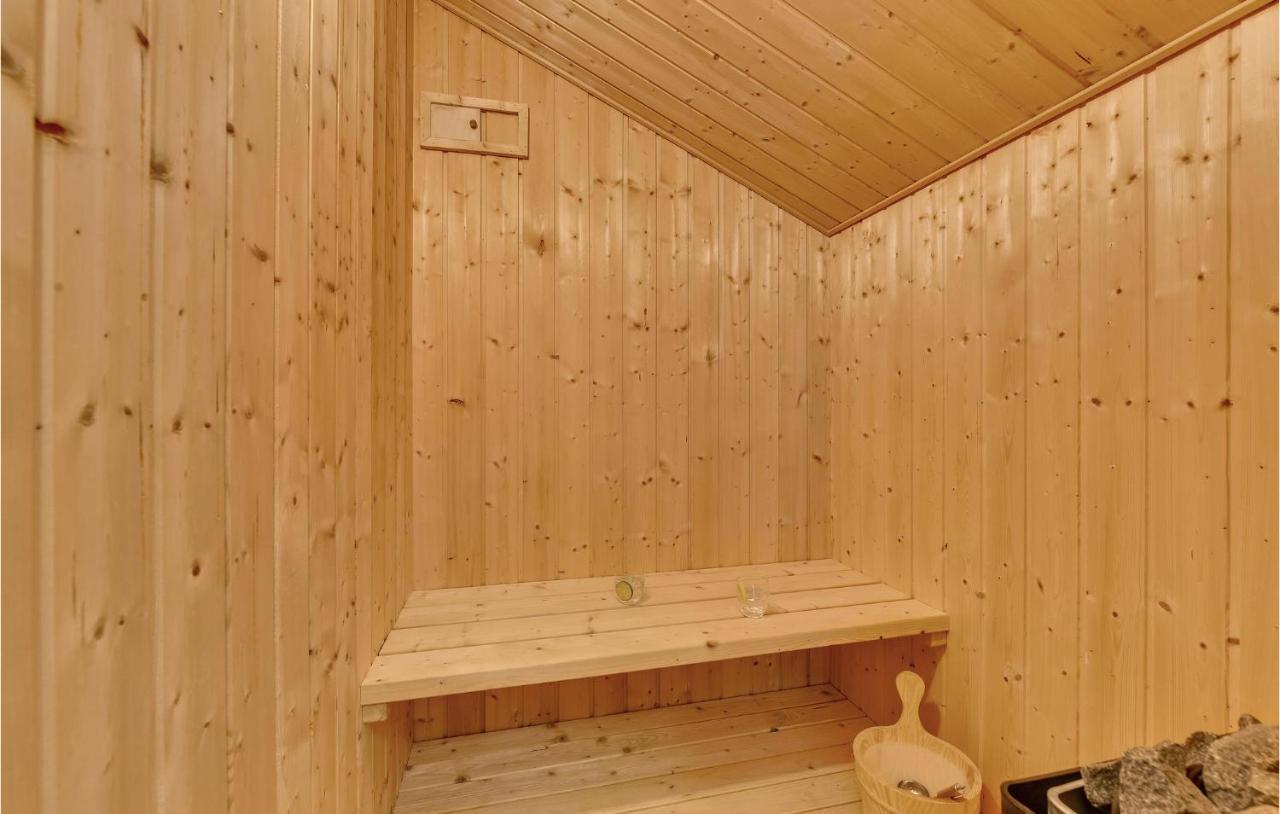Cozy Home In Tarm With Kitchen Dış mekan fotoğraf